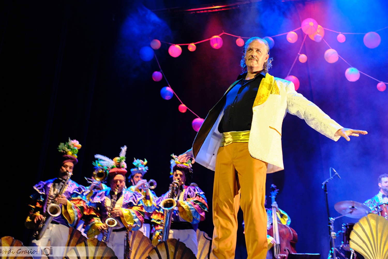 CASCAI TEATRE ON TOUR ACROSS THE COUNTRY